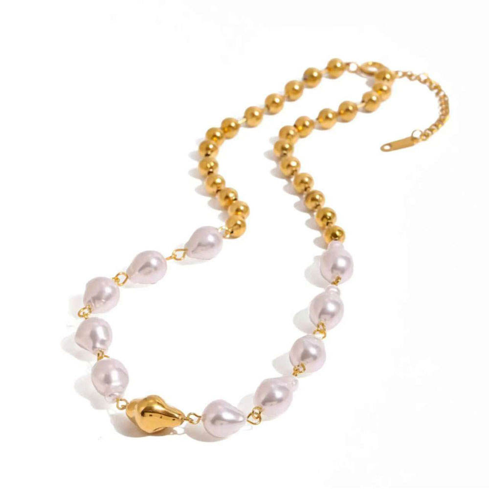 Dune Pearl Necklace