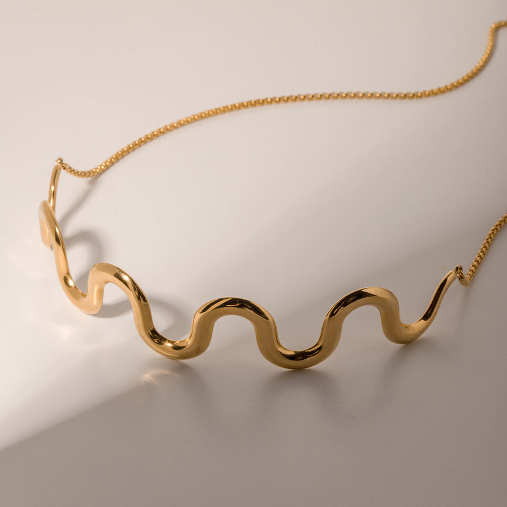 Wavy Choker Necklace