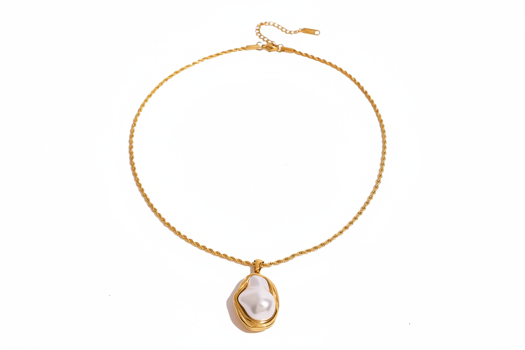 Baroque Pearl Gold Necklace