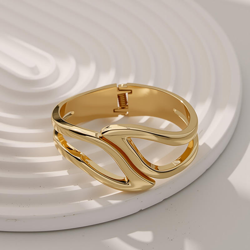 Luxe Contour Cuff Bracelet