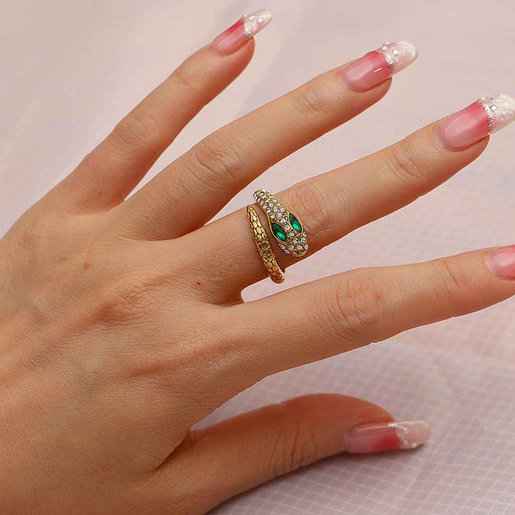 Serpent Green Eye Ring